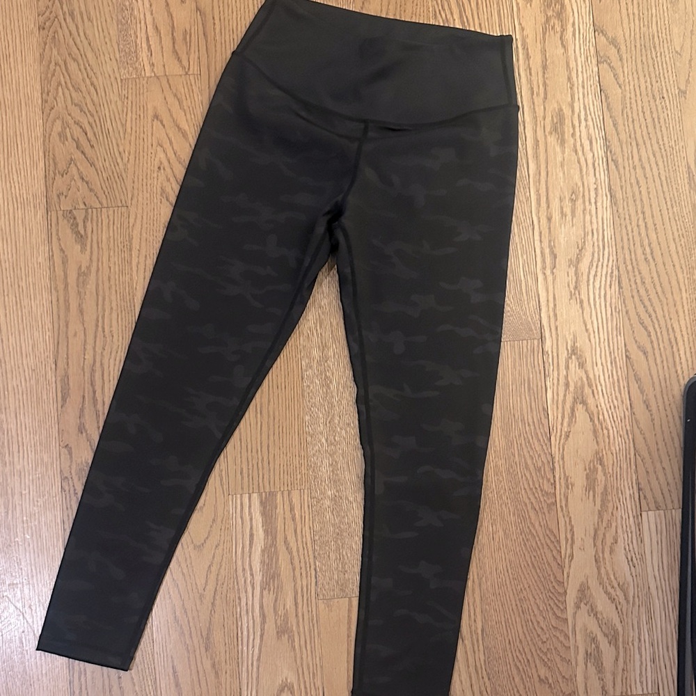 Black Camouflage Leggings from LegEnd. Size L. NWOT.